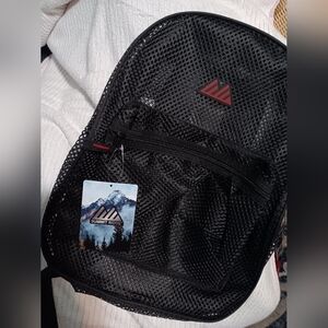 NWT Summit Ridge Black Mesh Back Pack